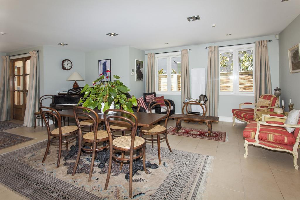 כרייסטצ'רץ' Le Petit Hotel מראה חיצוני תמונה